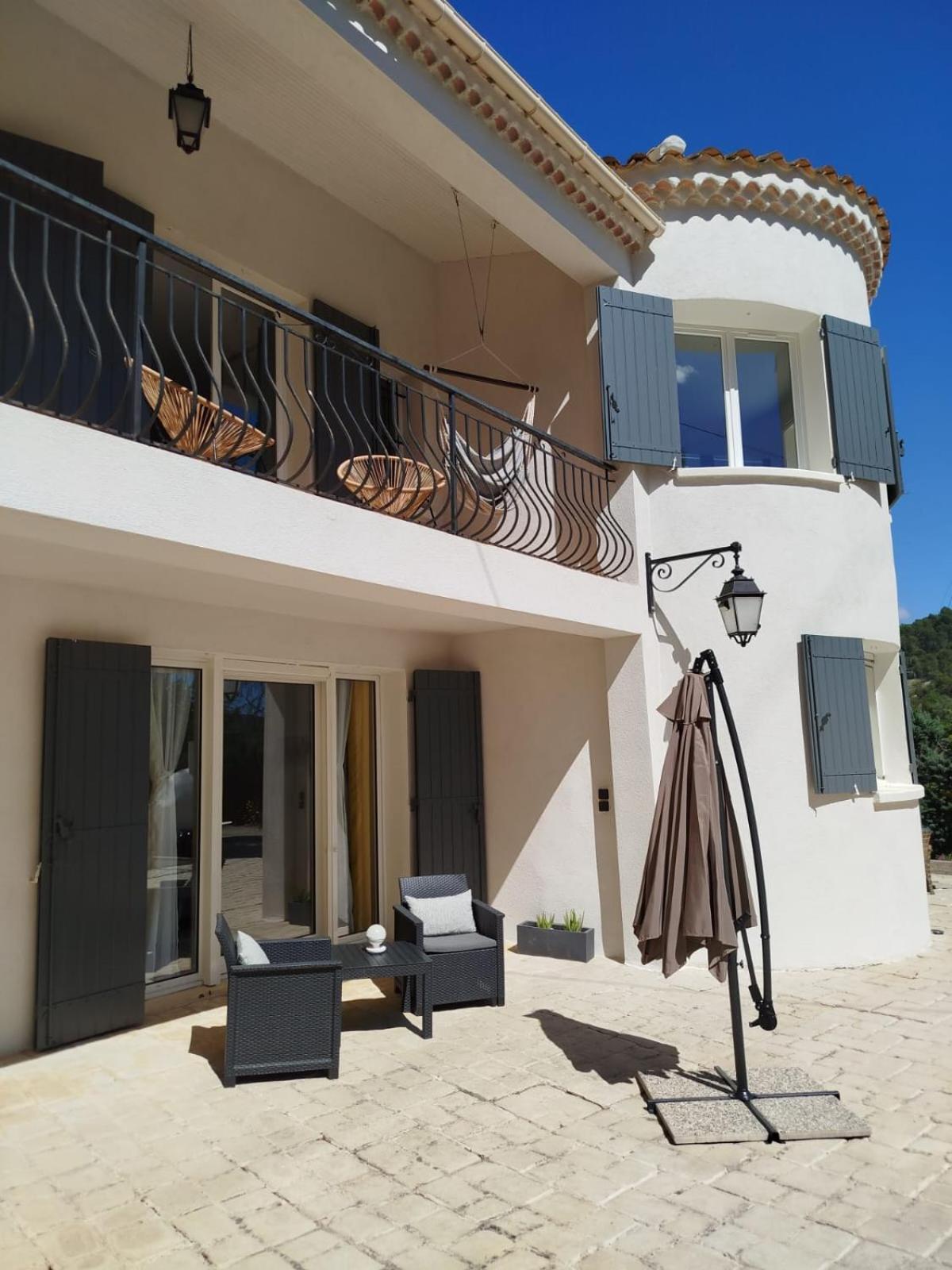 La Tourelle Suite Cosy Entre Vignoble Aixois Et Luberon Le Puy-Sainte-Réparade Exteriér fotografie