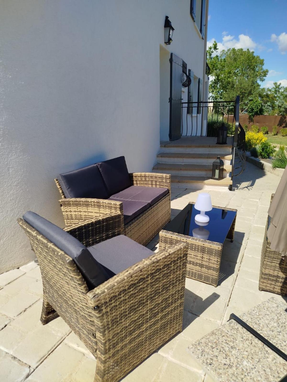 La Tourelle Suite Cosy Entre Vignoble Aixois Et Luberon Le Puy-Sainte-Réparade Exteriér fotografie