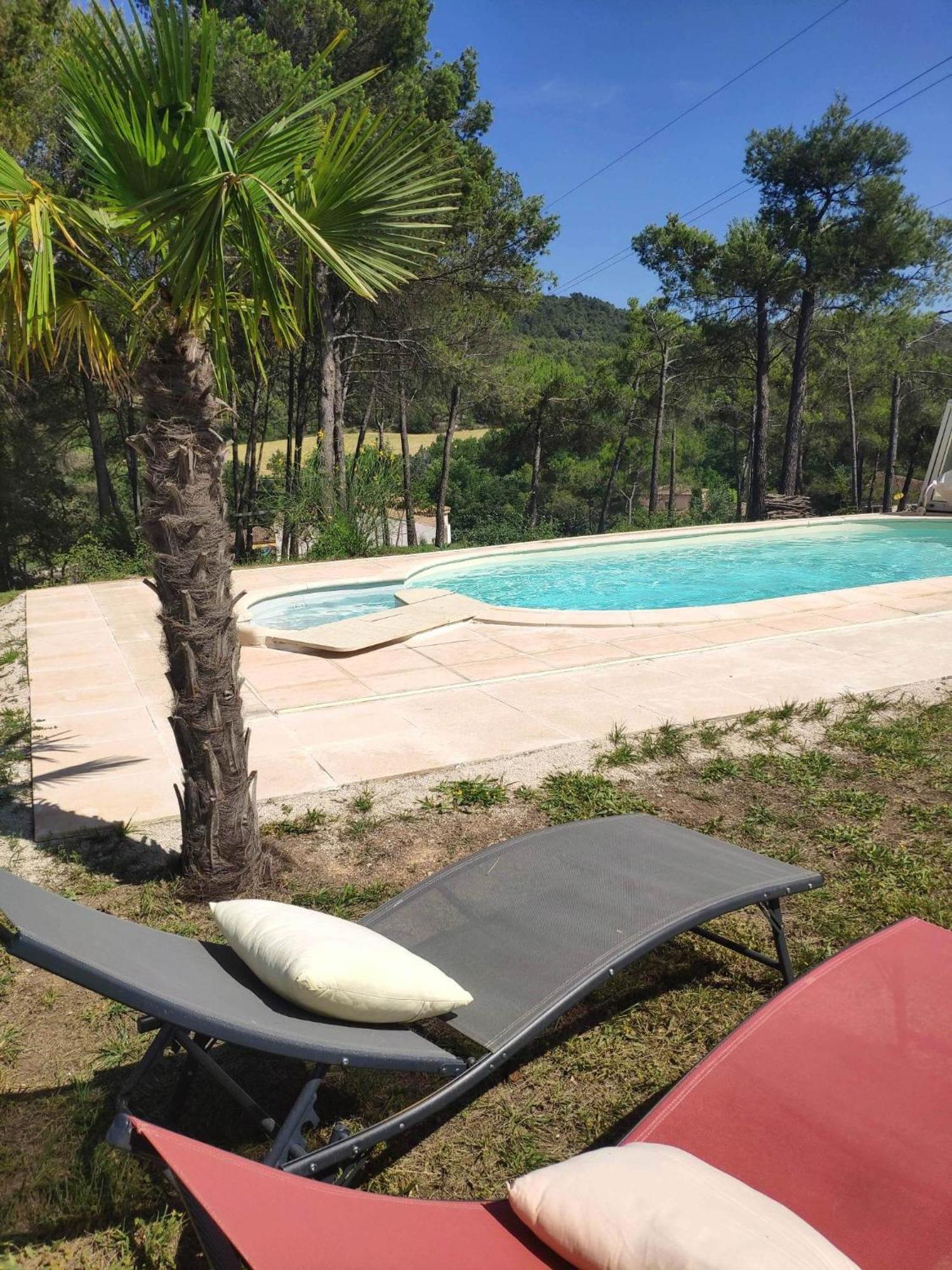 La Tourelle Suite Cosy Entre Vignoble Aixois Et Luberon Le Puy-Sainte-Réparade Exteriér fotografie